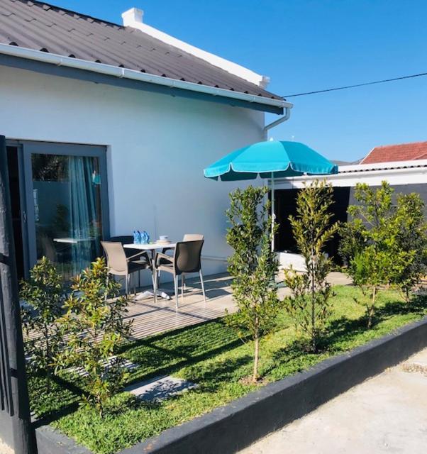 فندق The Lily House هيرمانوس المظهر الخارجي الصورة